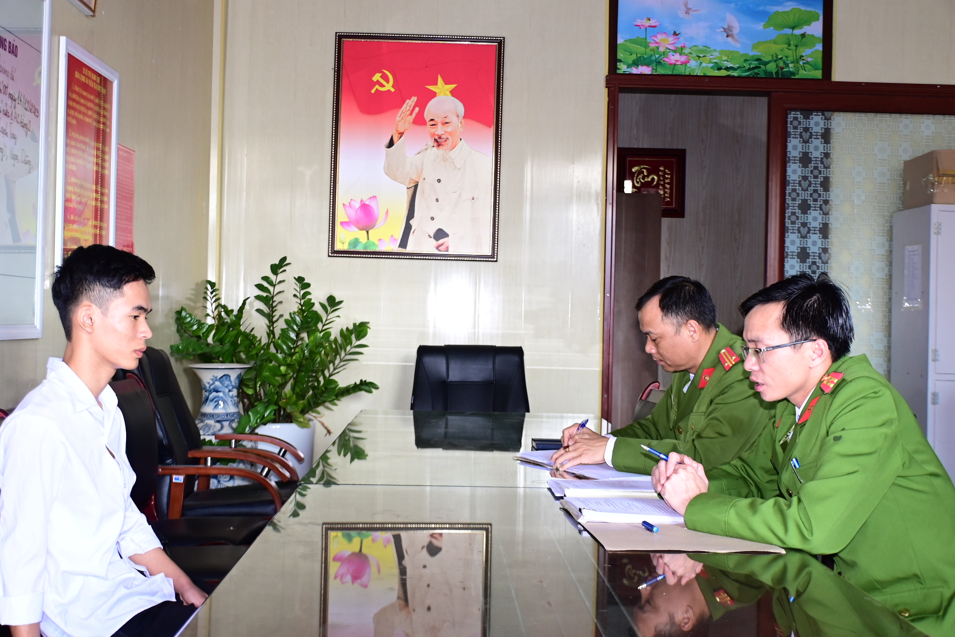 Công an quận Lê Chân: Bắt giữ đối tượng vận chuyển pháo nổ